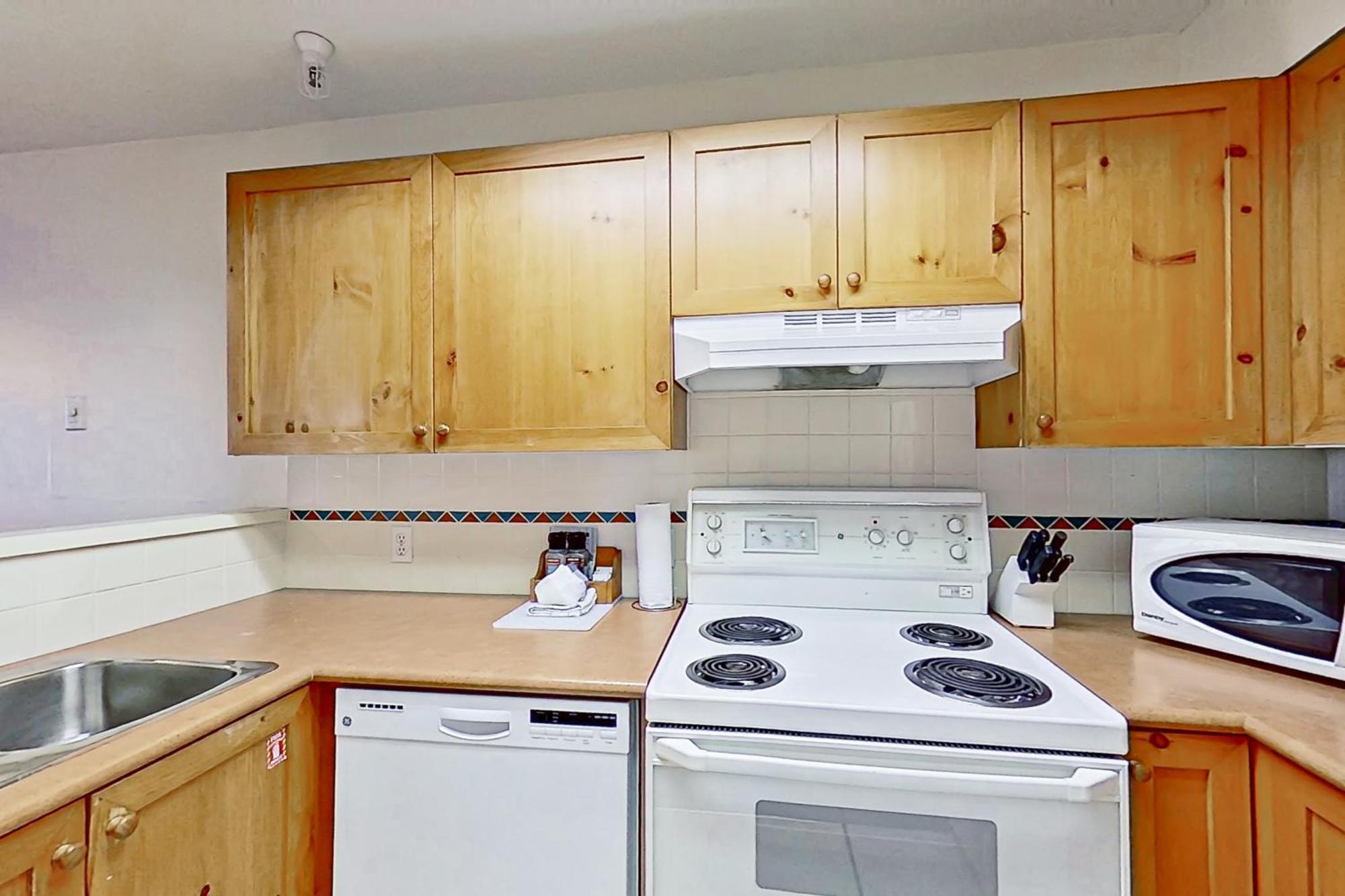 Marketplace Apartment *