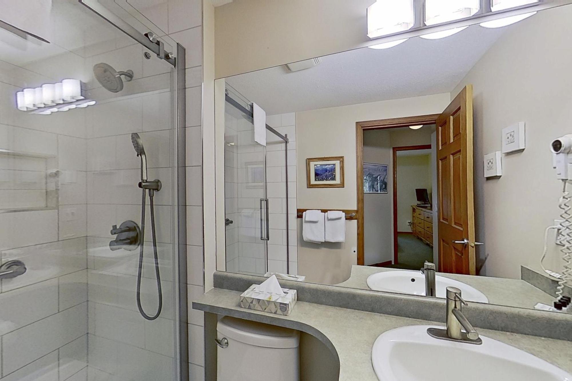 Apartment Lagoons At Stoney Creek