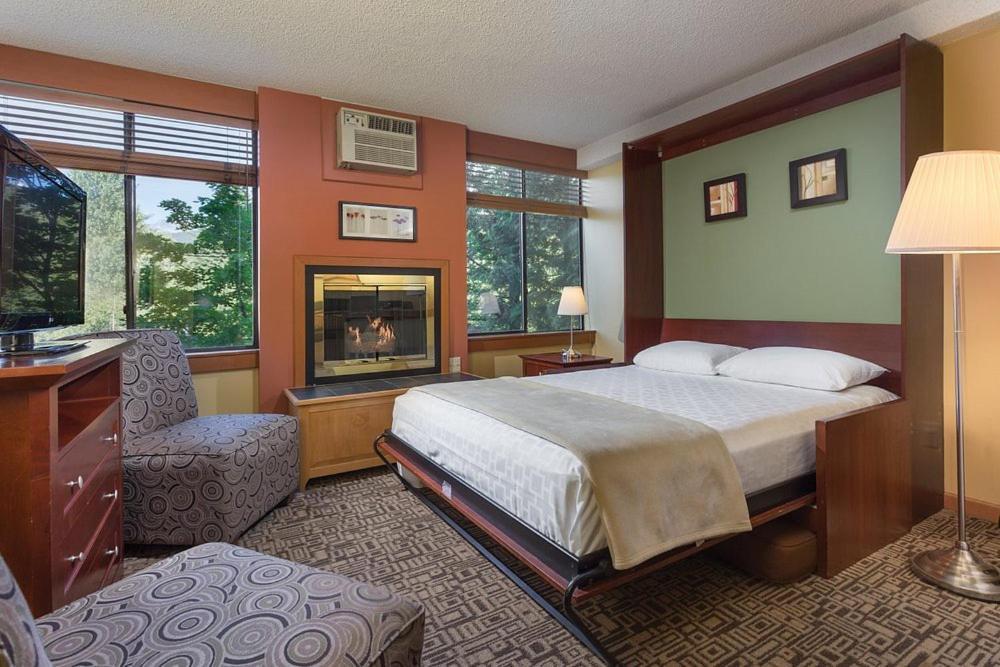 Mountain Side By Executive