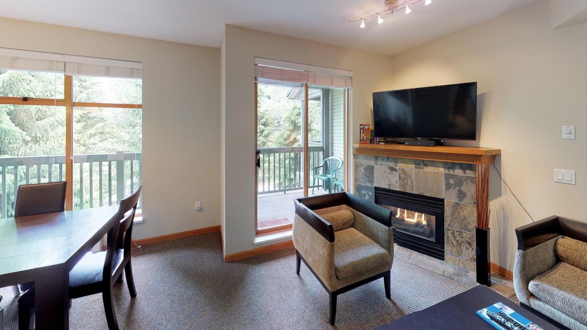 Stoney Creek Northstar By Premier Apartment