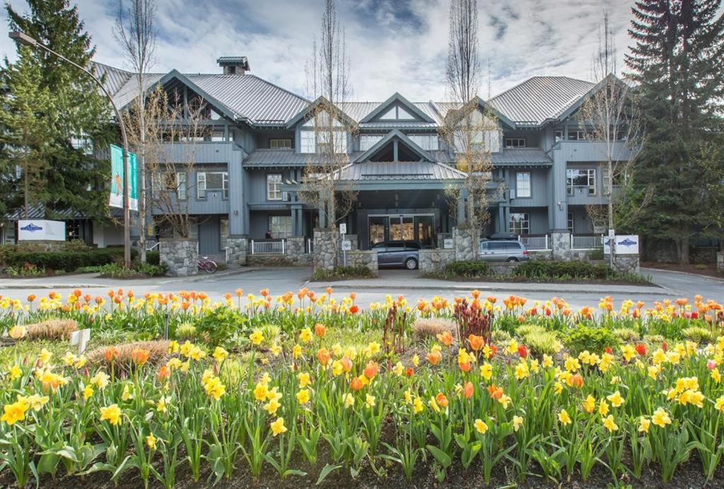 Glacier Lodge 340 By Outpost Whistler Whistler