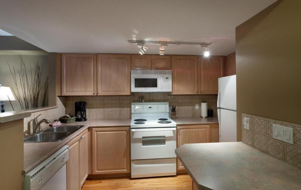 Apartment Lagoons At Stoney Creek