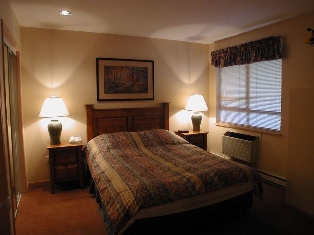 Hotel Resortquest At The Town Plaza Whistler