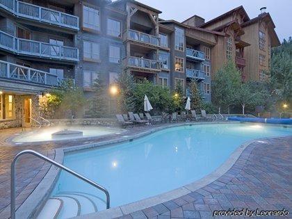Hotel Lodging Ovations 4*