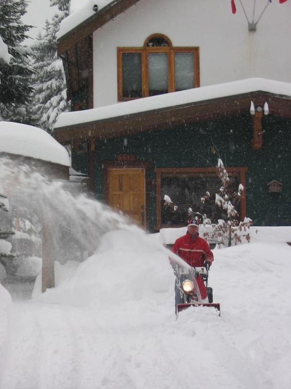 Golden Dreams Bed & Breakfast Whistler