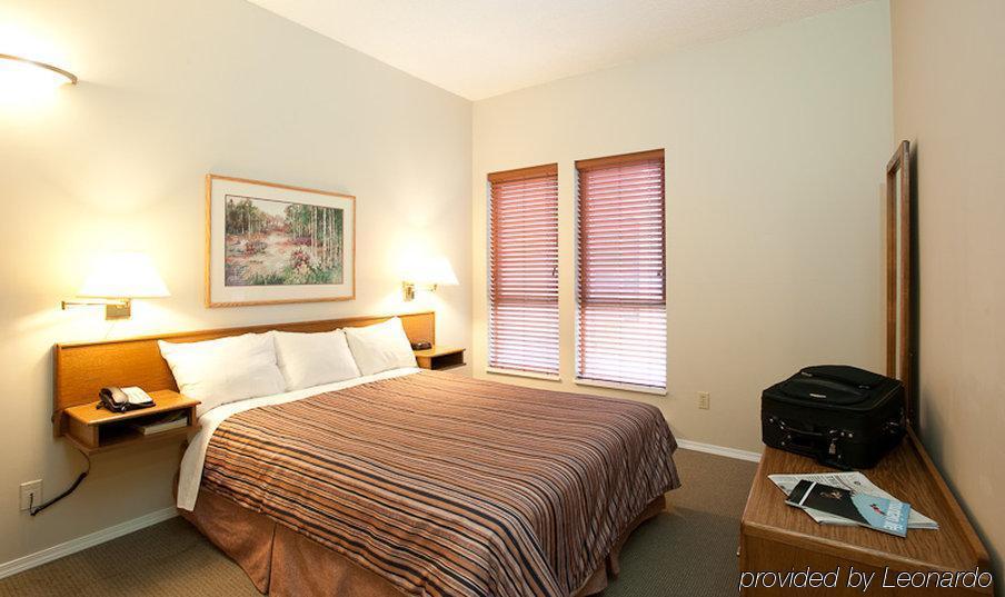 Tantalus Hotel 3*
