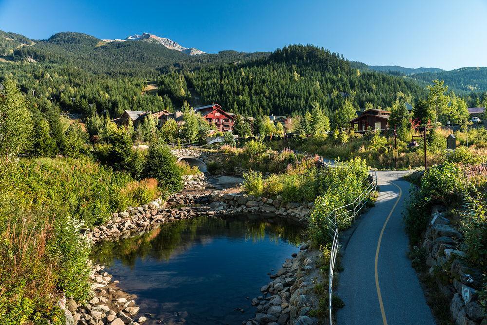 Lodging Ovations Hotel 4*