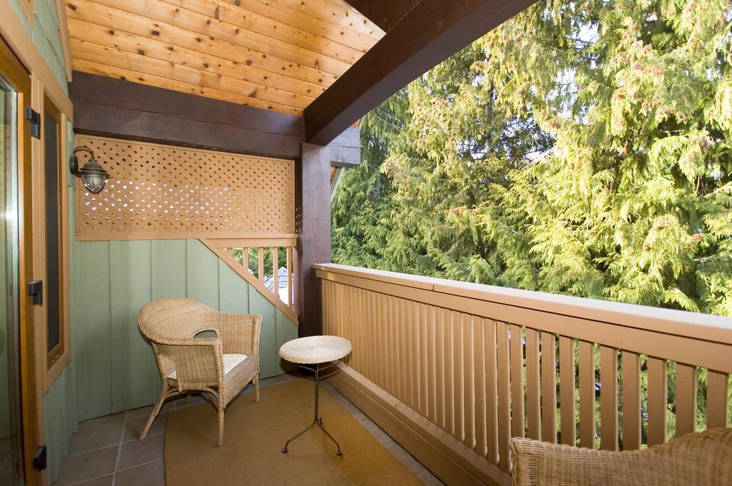 Alpine Chalet Retreat & Wellness Chalet *