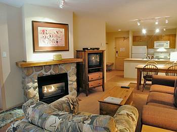 Resortquest At The Town Plaza Whistler