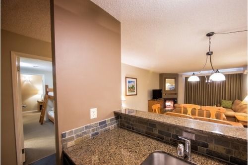 Tantalus Hotel
