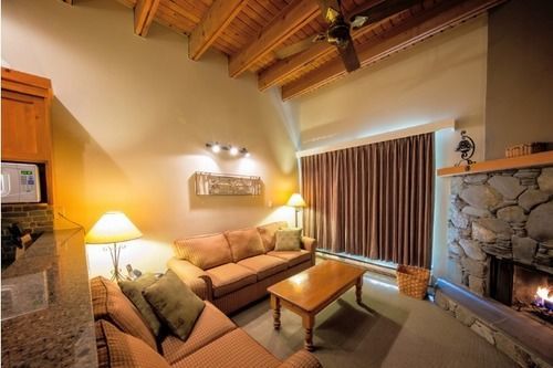Hotel Tantalus Whistler