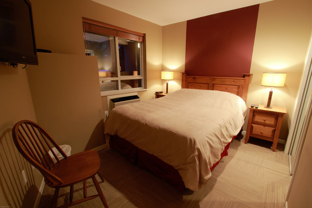 Hotel Town Plaza By Premier Whistler