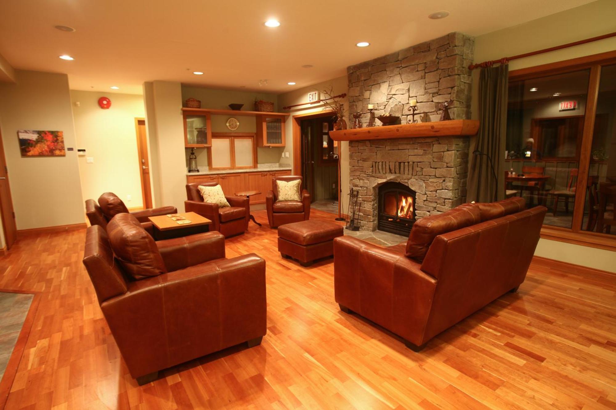Alpine Chalet Retreat & Wellness Chalet