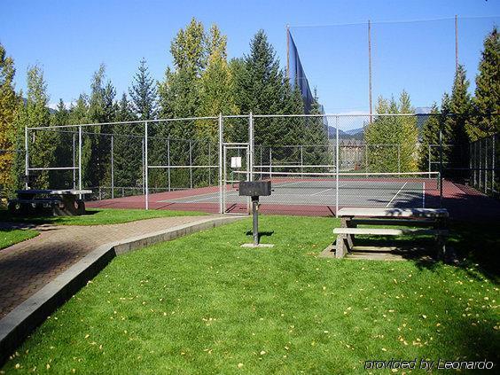 Hotel Tantalus Whistler