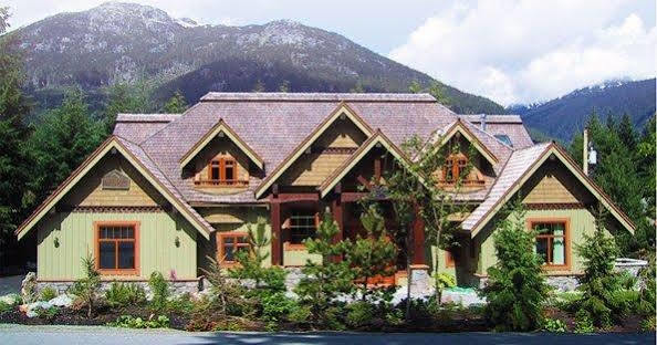 Alpine Chalet Retreat & Wellness Chalet *