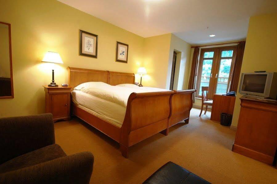 Chalet Alpine Chalet Retreat & Wellness Whistler