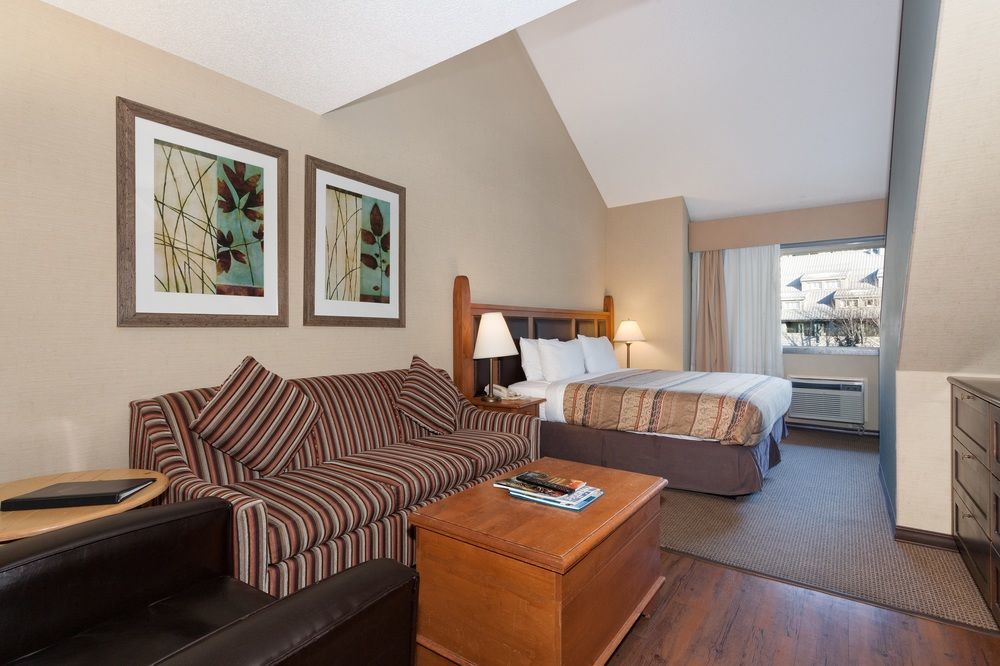 Blackcomb Hotel