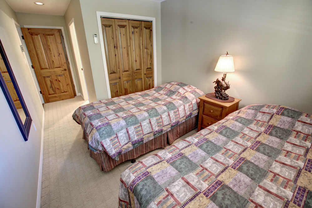 Hotel Resortquest At The Town Plaza 2*