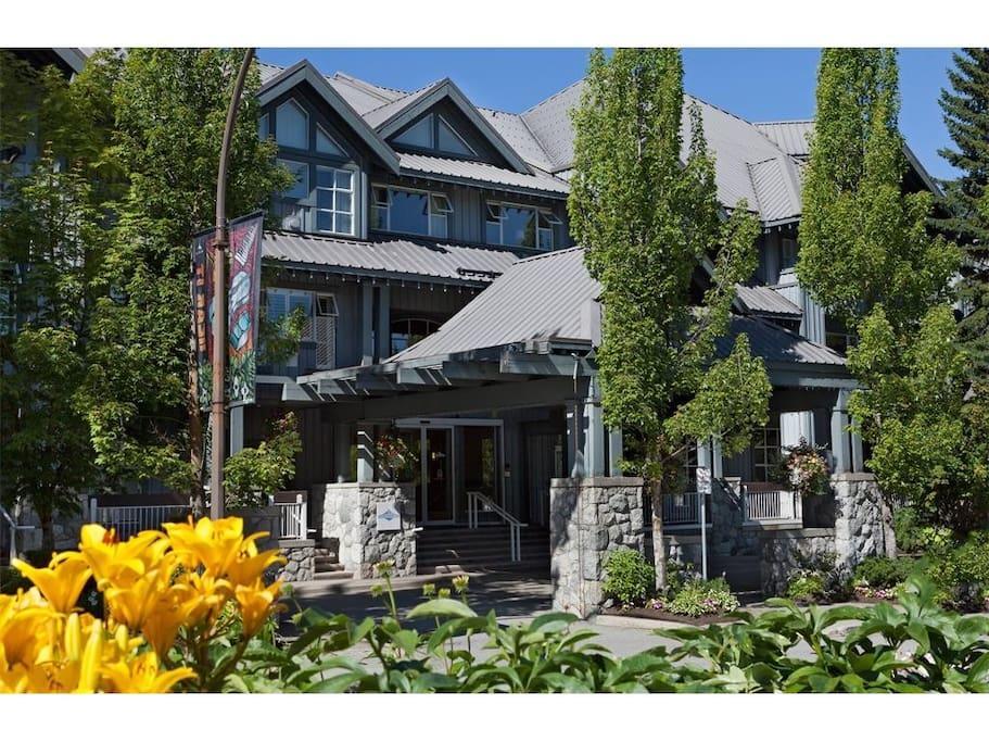 Glacier Lodge By Bill Apartment Whistler