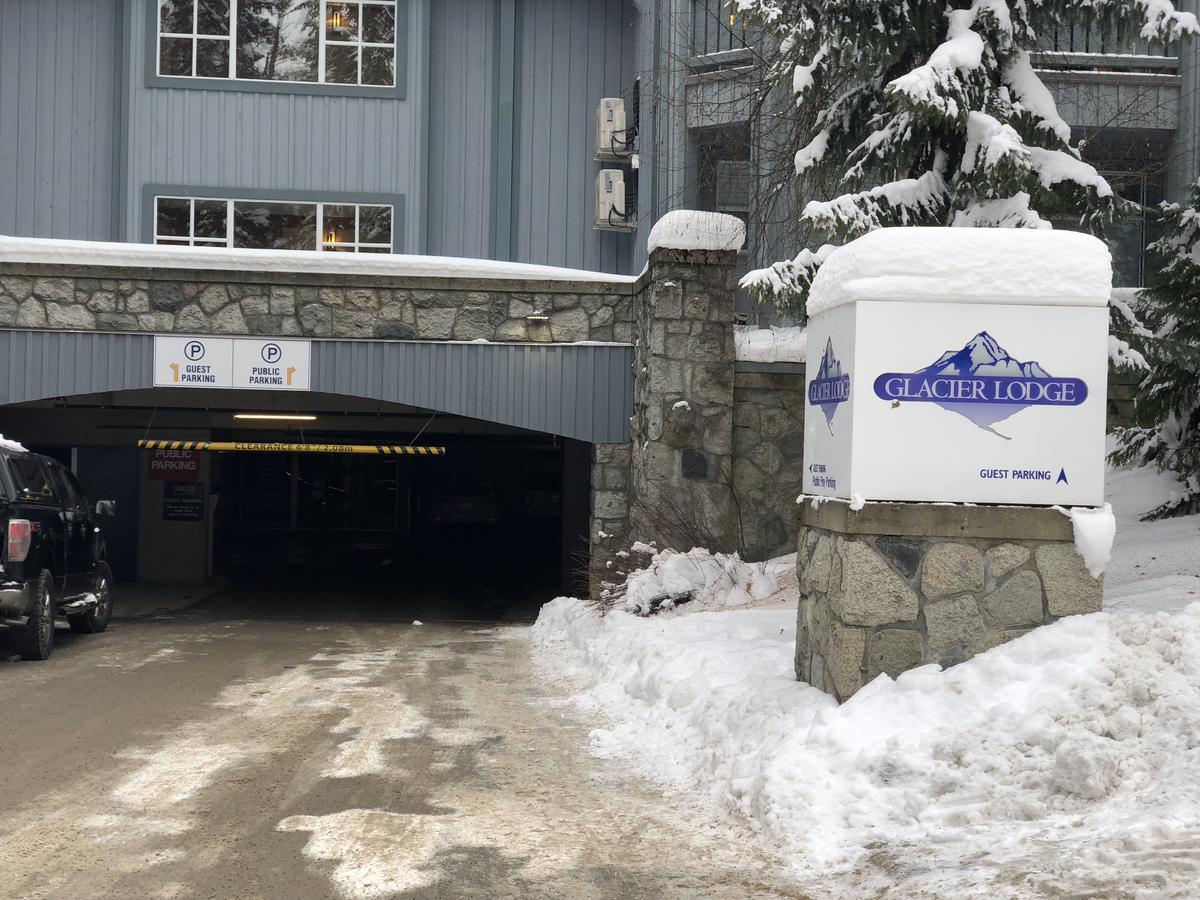 Apartment Glacier Lodge Whistler