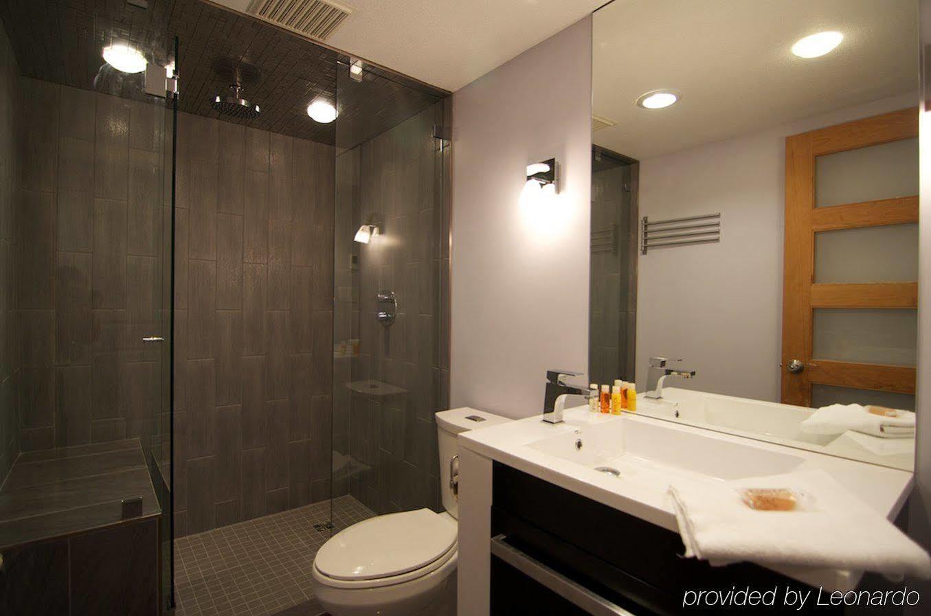 Hotel Blackcomb Vr At Town Plaza Whistler