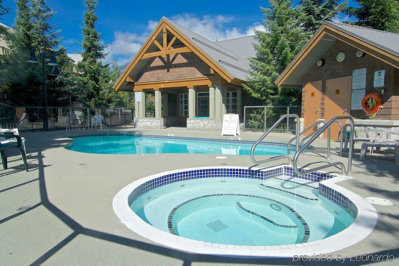 Hotel Blackcomb Vr At Town Plaza Whistler