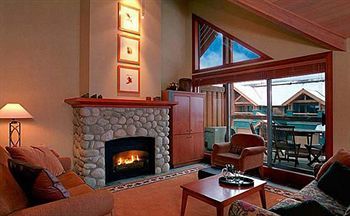 Montebello Apartment