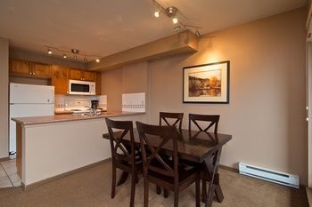 Hotel Blackcomb Vr At Town Plaza