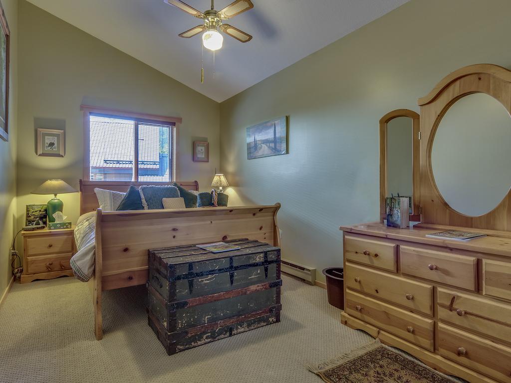 Golden Dreams Bed & Breakfast