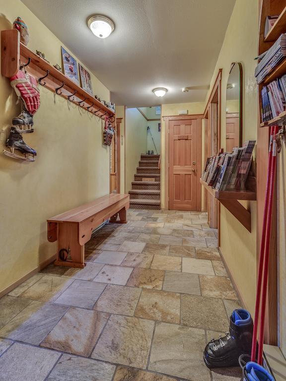 Golden Dreams Bed & Breakfast 3*