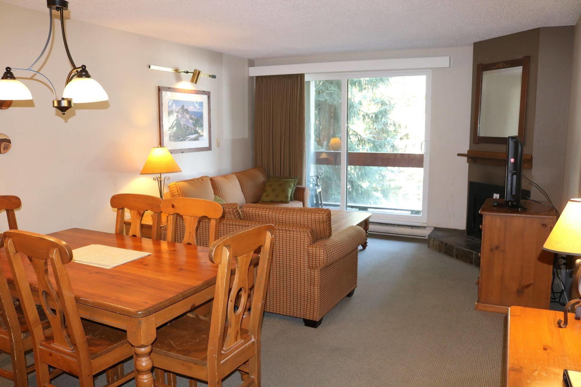 Tantalus Hotel