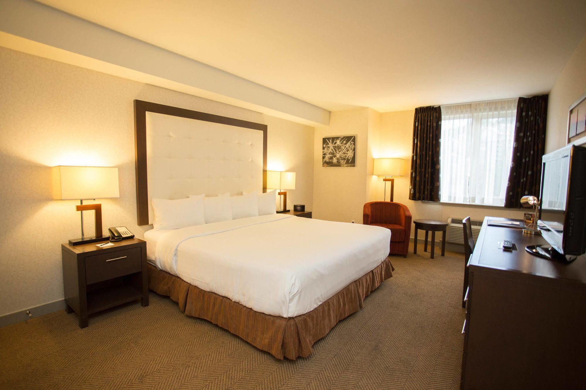 Hotel Aava 4*