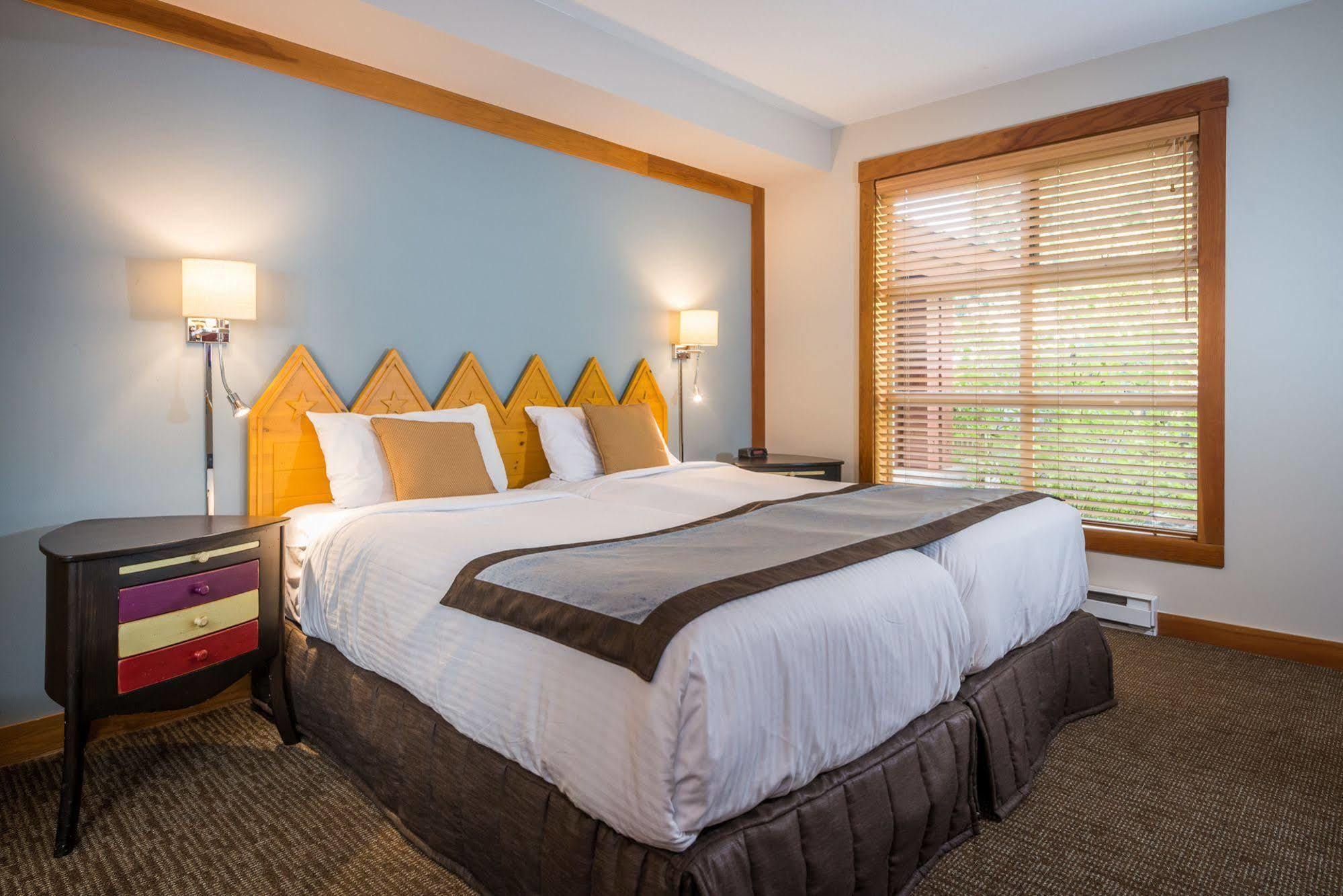 Legends Aparthotel 4*