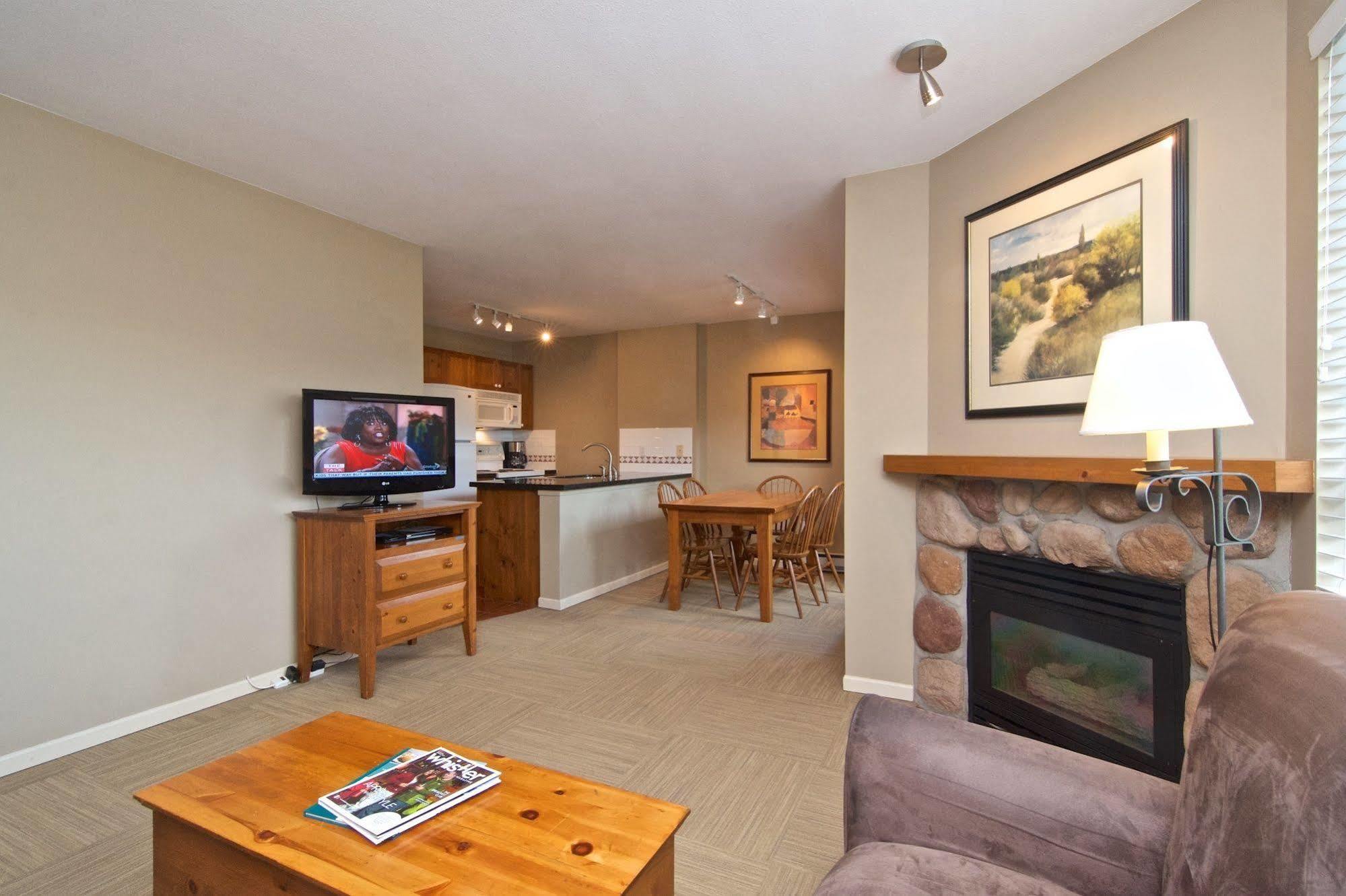 Hotel Blackcomb Vr At Town Plaza