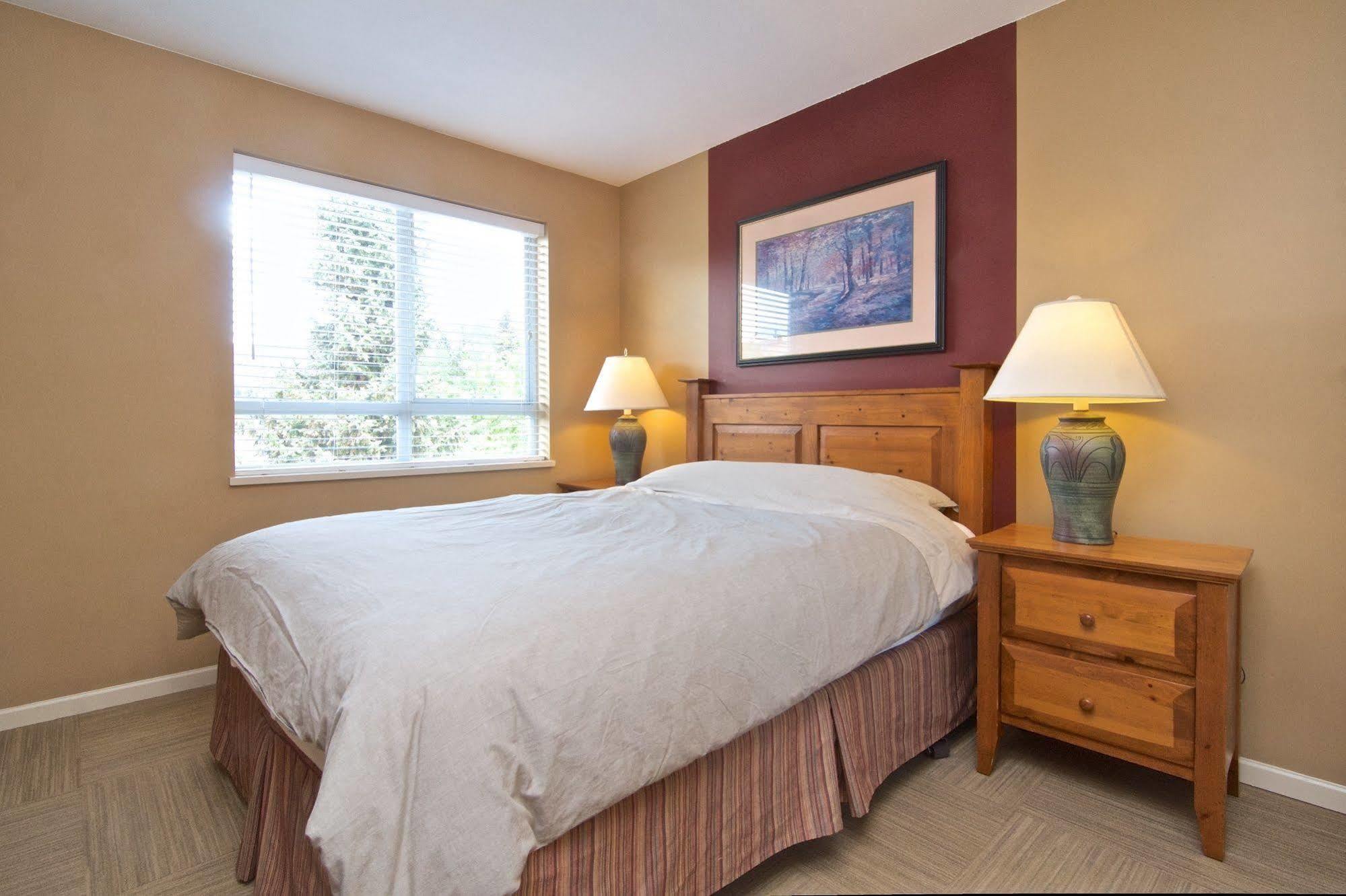 Hotel Blackcomb Vr At Town Plaza 3*