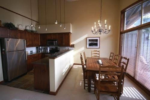 Superior Townhomes 4*
