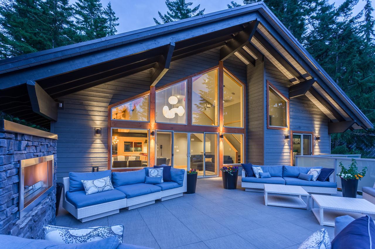 Alta Lake Chalet Holiday home