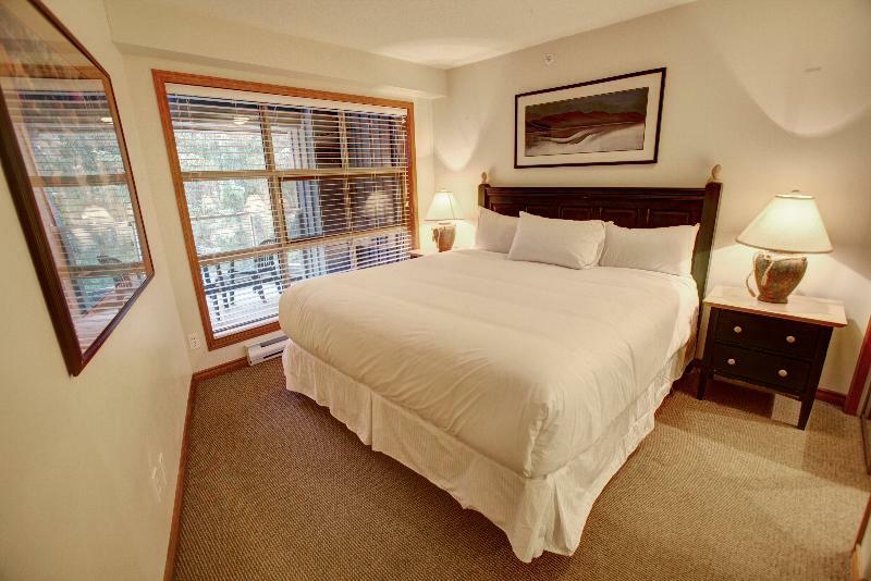 Aspens Blackcomb Aparthotel Whistler