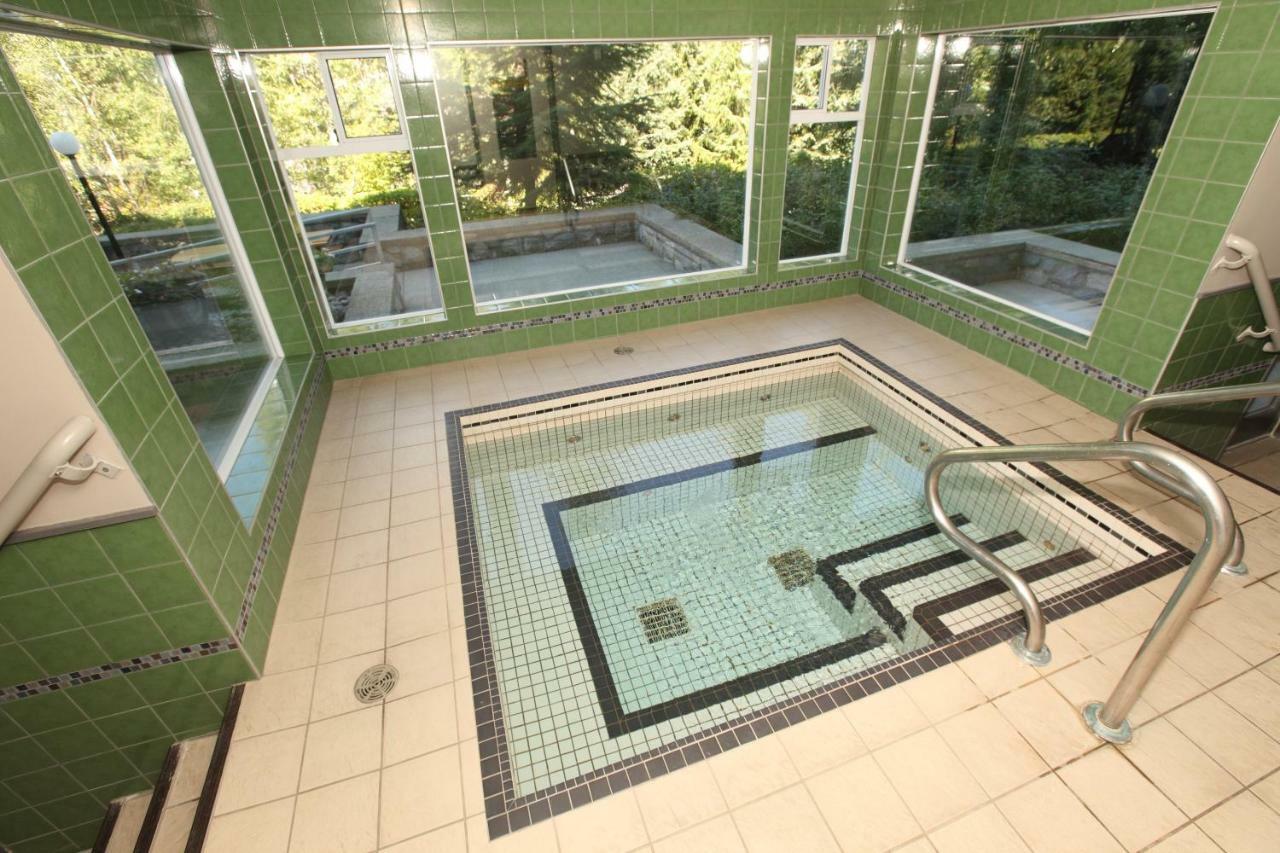 Hotel Greystone