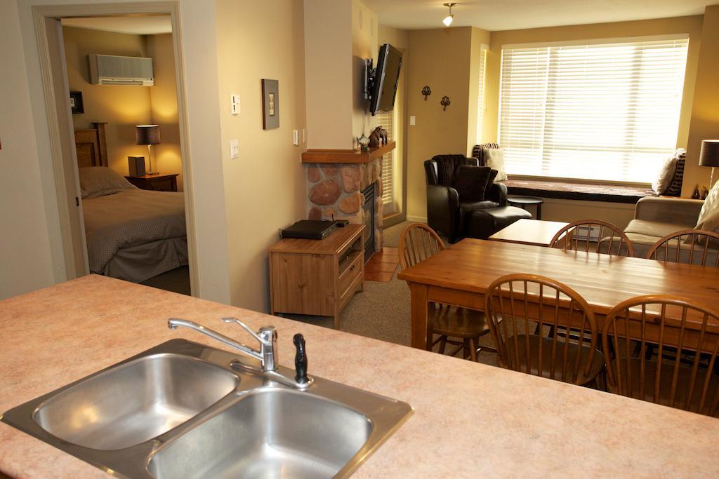 Town Plaza By Mountainview Accommodation *