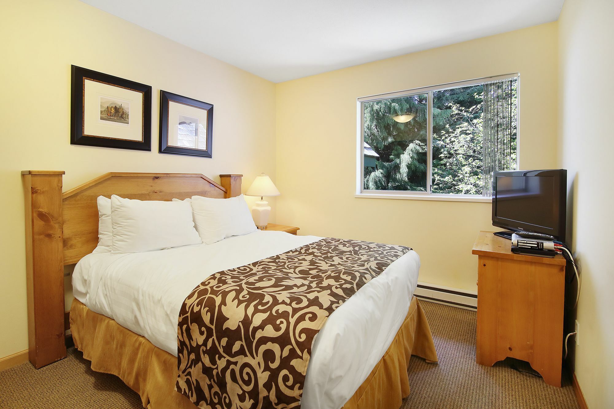 Valhalla Vacations At Apartment Whistler