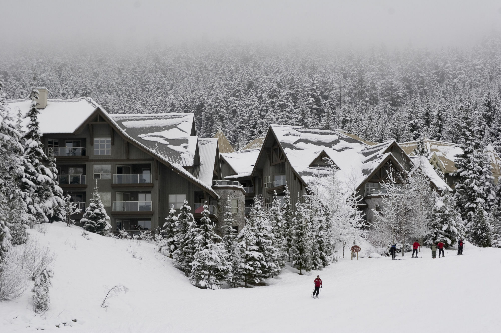 Aspens Blackcomb Aparthotel Whistler