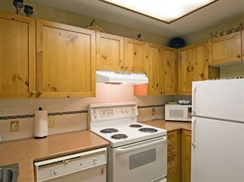 Marketplace Apartment *