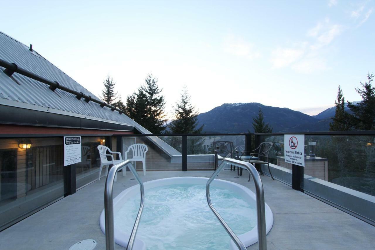 Powderhorn By Retreats * Whistler