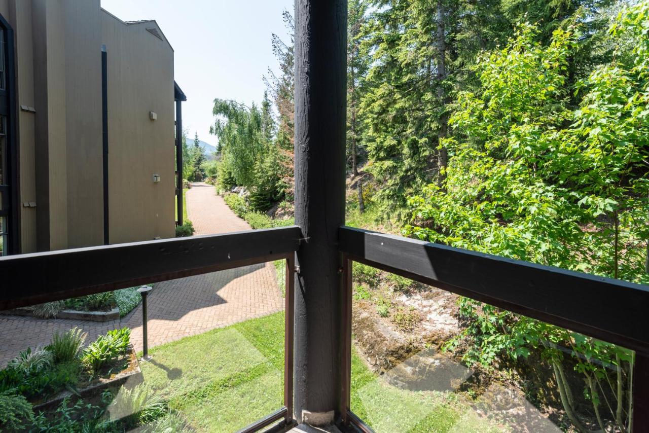The Ironwood On Blueberry Hill Apartment *
