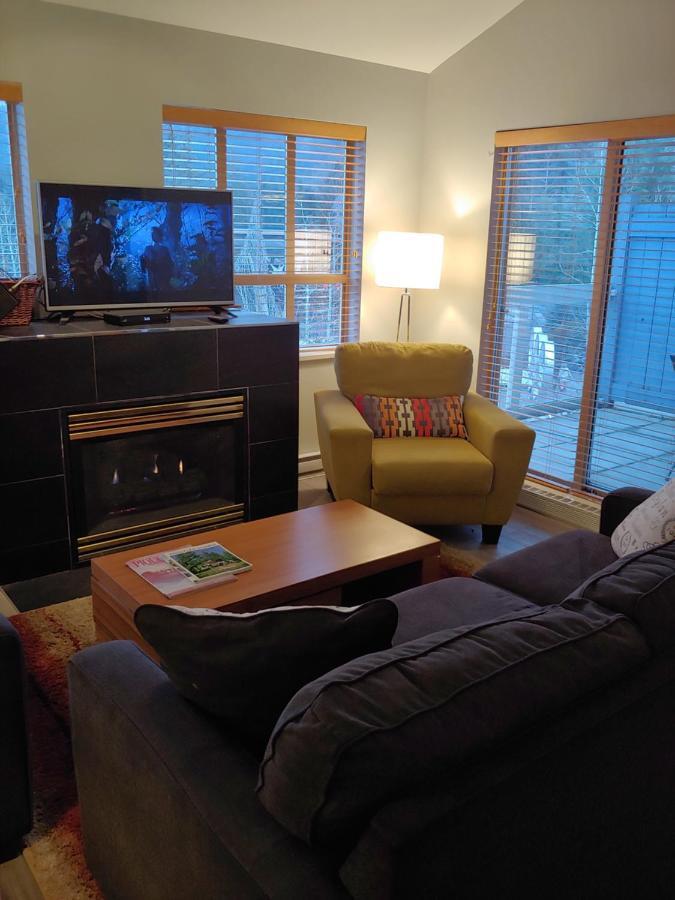 Tyndalstone 3 Bedroom In The Heart Of Village North Whistler