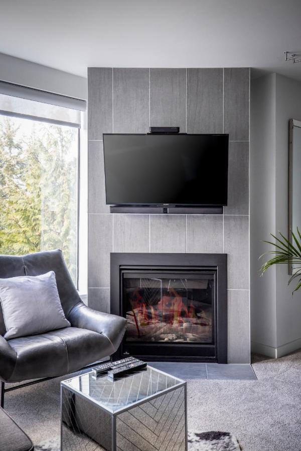 The Modern - Ski-in Ski-out Apartment