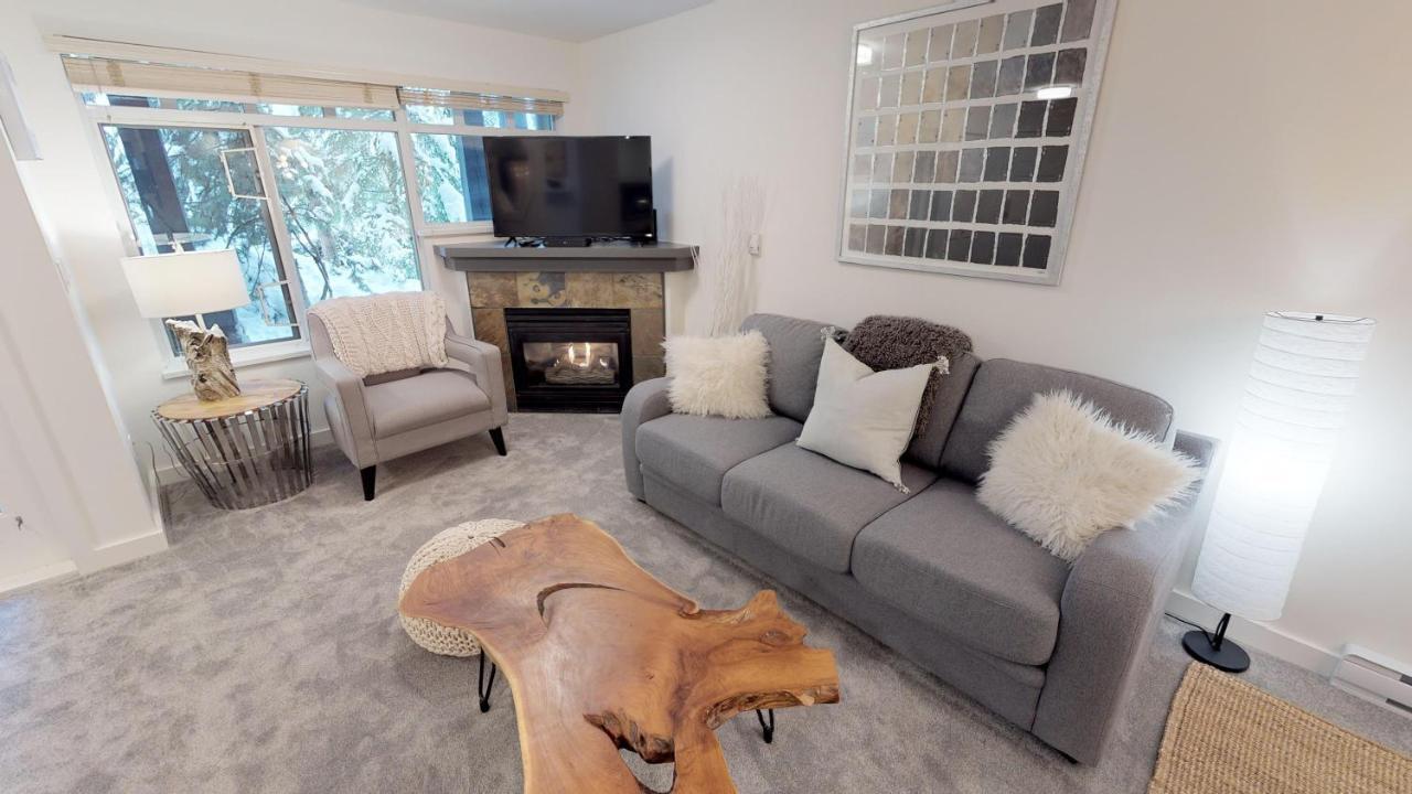 Stoney Creek- Lagoons By Premier Apartment *