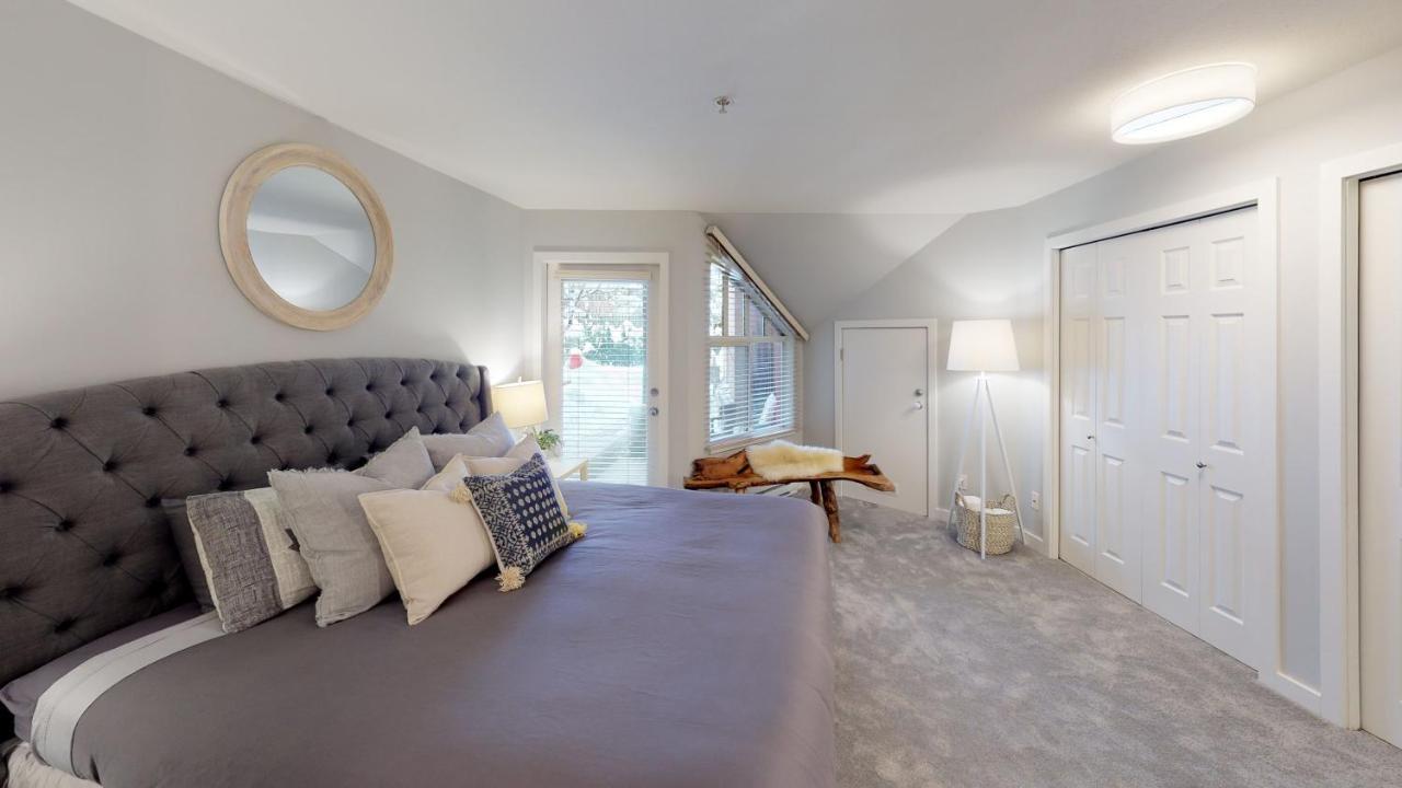 Stoney Creek- Lagoons By Premier Apartment Whistler