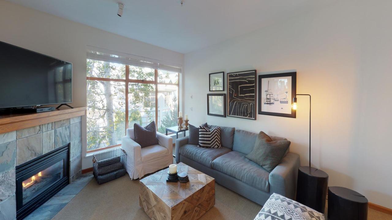 Apartment Stoney Creek- Lagoons By Premier *